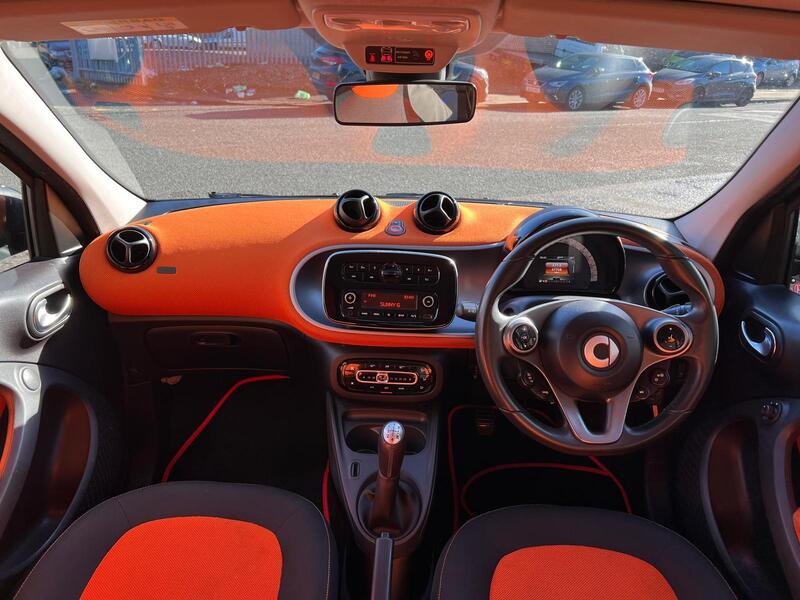 SMART FORFOUR