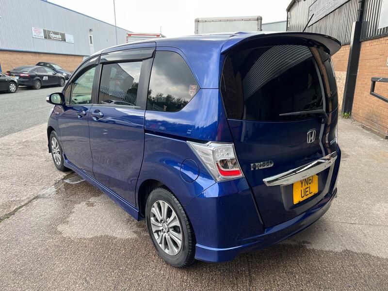 HONDA FREED