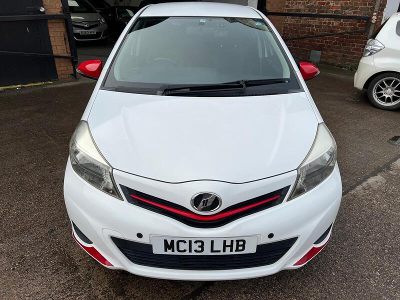 TOYOTA VITZ