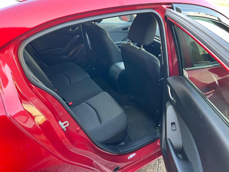 MAZDA MAZDA3