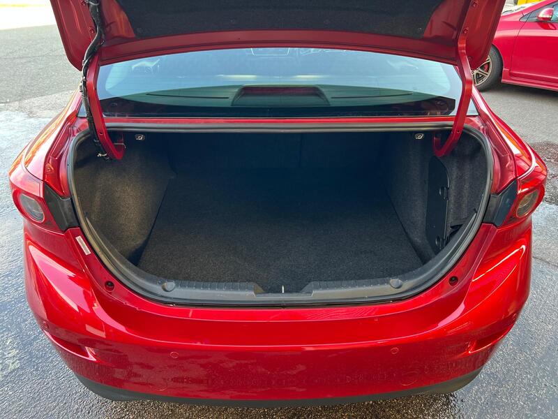 MAZDA MAZDA3