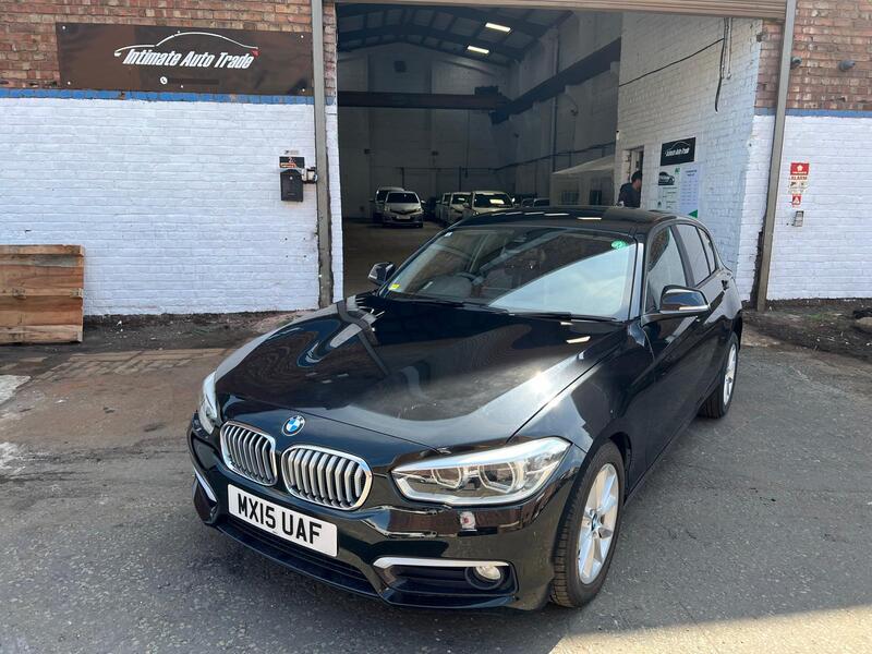 BMW 1 SERIES